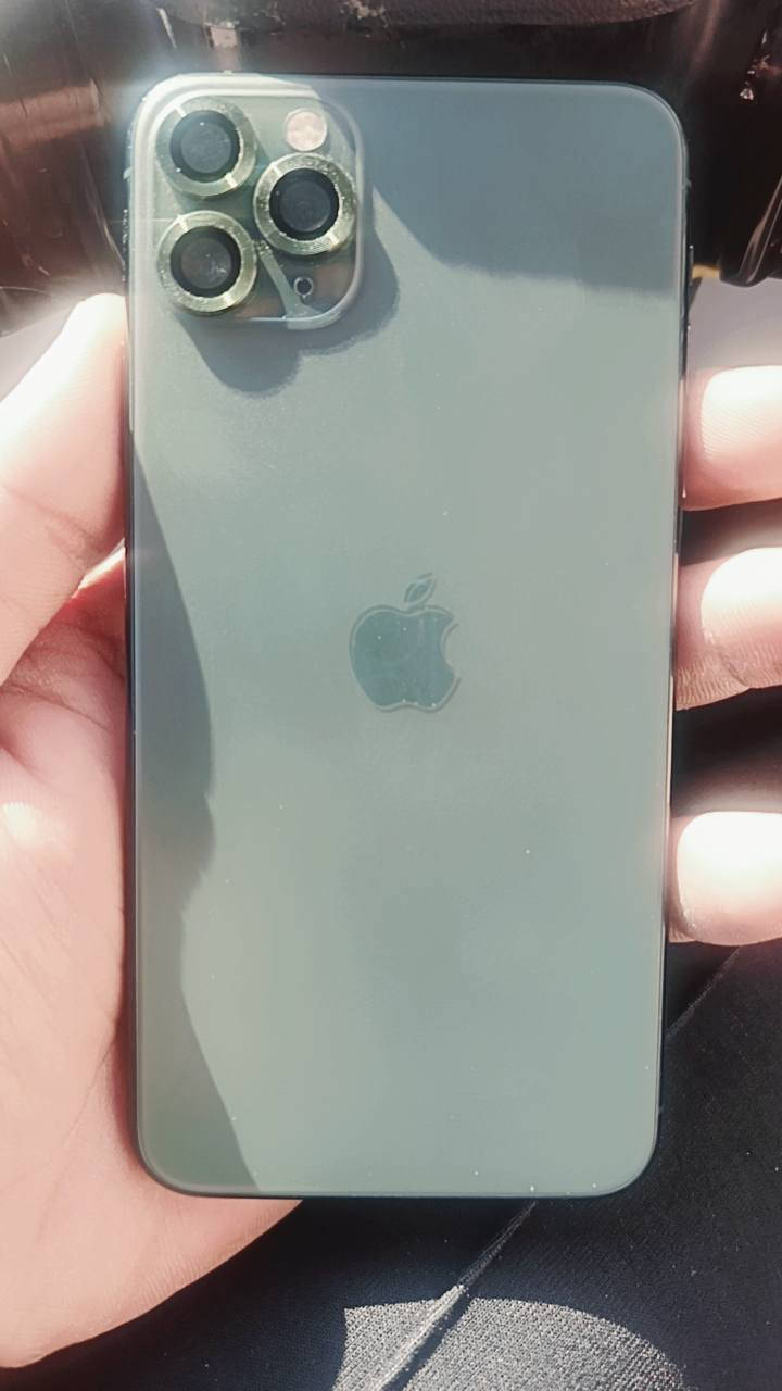 سلام عليكم
ايفون 11برو ماكس مكفول من تبديل بطاريه وشاشه 

بطاريه 80 عده زلغه بل شاشه مكفول من كلشي مكان بغداد شعله وتساب *********** سعر 400
