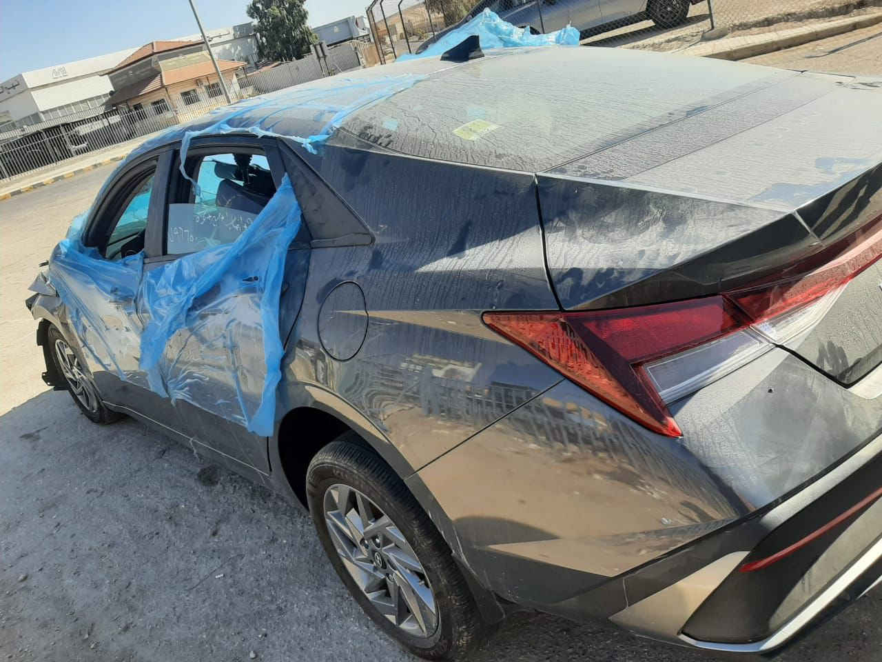 سلام عليكم النتره موديل 2024 تحكم استيرن شاشه جبيره رادار  مكينه 2000 بصمه تشغيل عن بعد سياره جاهزه نص فول مواصفات النتره المعروفه السعر 129العنوان بغداد الامين الثانيه الهاتف *********** السياره باسمي تحويل ثاني يوم
