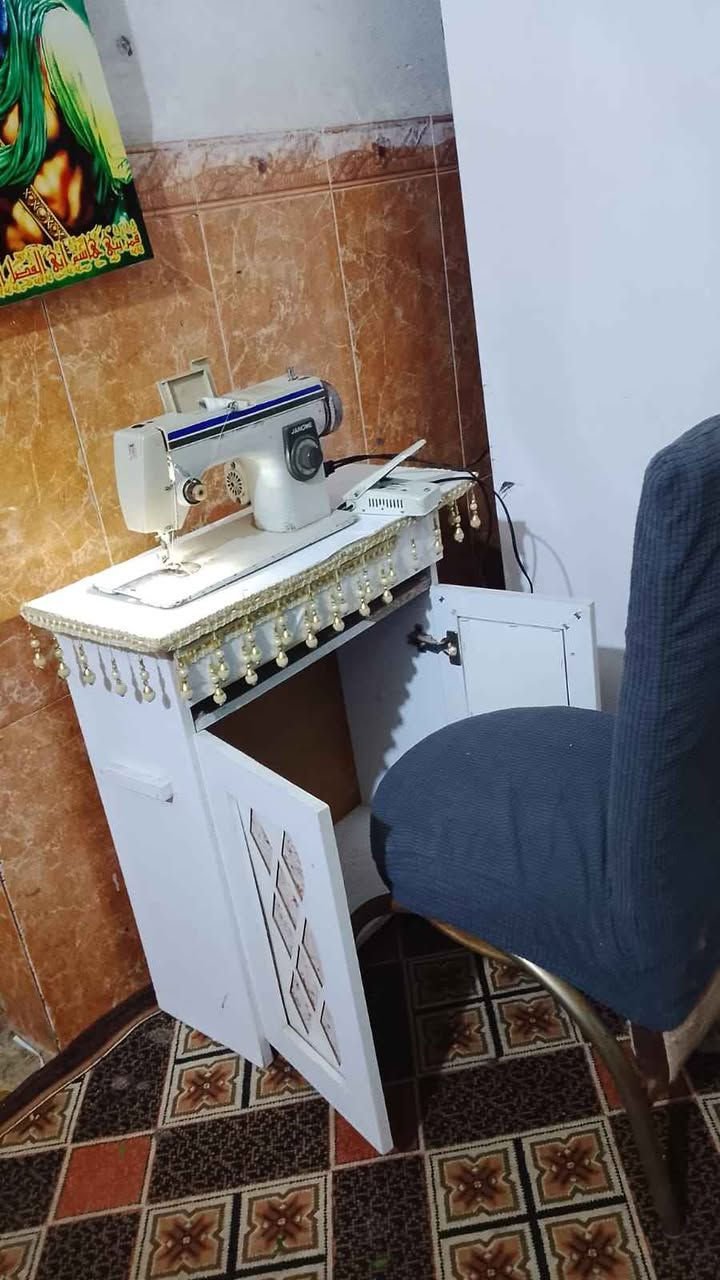 ‎مكينة خياطه للبيع مديل ياباني قديم نضيفه مستعملة للتواصل *********** السعر ١١٠الف وبيهه مجال‎ عمارة, ميسان
