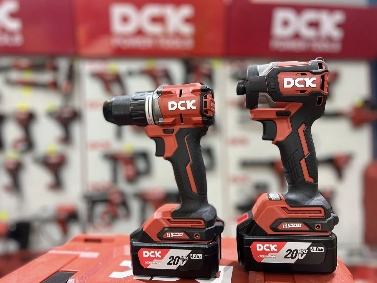 DCK 
محموعة من العروض والمنتحات الجديدة داخل الصفحة
معرض الأرتكاز الهندسي


**إذا كنت صاحب هذا الإعلان وتريد حذفه لأي سبب، رجاءا أرسل رسالة إلى الدعم الفني**