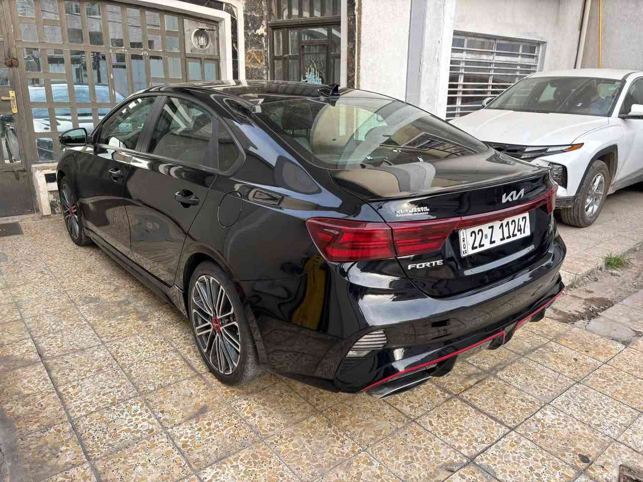 بيع او مراوس حسب القناعه
كيا فورتي GT موديل 2024 (فول مواصفات )
Kia Forte GT 2024
السيارة رياضيه GT اعلى فئه من ال GT Line 
دخول جديد بأسمي وارد امريكي + هزه و رقم اربيل جديد شرط التحويل 
————— 
عداد السياره 27,000 mil (بعدها اخت الزيرو)
——
السياره فول مواصفات للاخير ماكو شي مابيها الشرح يطول بس نذكر الشغلات الاساسية 
فتحة سقف , كراسي رياضيه اسود واحمر , دبل كزوز رياضي , كراسي تدفئه تبريد , السماعات Harman Kardon , سقف اسود من الداخل , نقاط عميه , اشاير مري , رادارات امامي خلفي , قيادة تلقائيه , شاشه كبيره , تشغيل عن بعد , قطعتين تبريد 
والباقي موضح بلصور 
———-
الحادث بنيد و جاملخ بدون دواخل الايرباكات كلها وكاله
صورة الحادث موجوده  
—————-
السعر (175$)
مكان السياره بغداد الامين الثانيه 
رقم الشاصي : 3KPF44AC0RE729604
التواصل على الرقم  ***********
