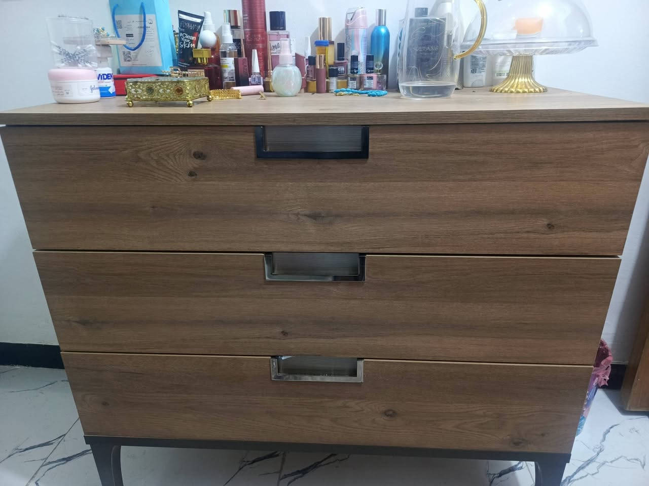 السلام عليكم
عندي تخم للبيع 225 الف والغرفه 750


**إذا كنت صاحب هذا الإعلان وتريد حذفه لأي سبب، رجاءا أرسل رسالة إلى الدعم الفني**