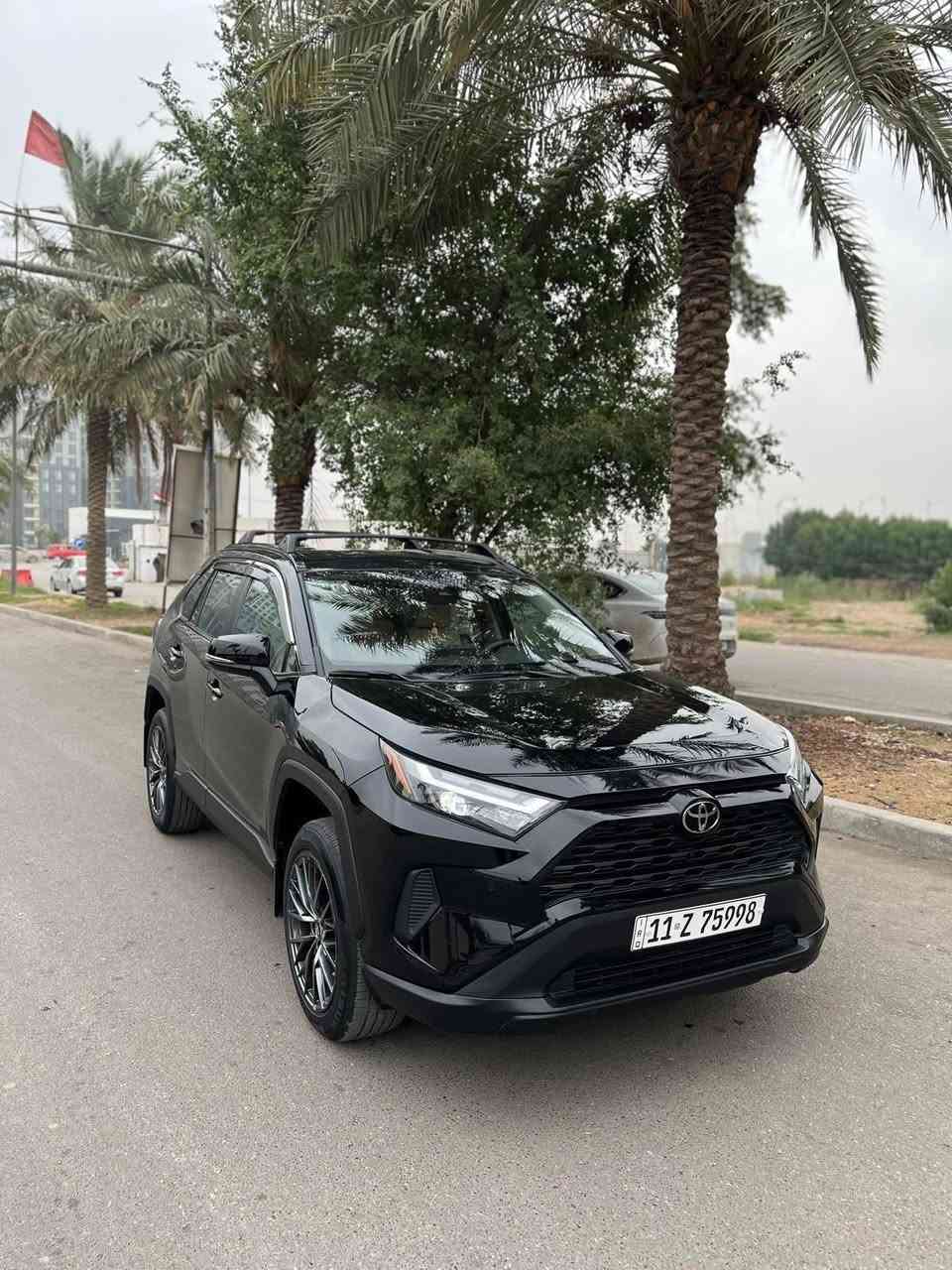 السلام عليكم للبيع
𝐓𝐎𝐘𝐎𝐓𝐀 𝐑𝐀𝐕𝟒-𝐗𝐋𝐄 2023                                       
مستعجل عل بيع وما اعتقد اكو هيج سعر 195 وبيهه مجال قليل
تويوتا رافــــ4  بانزين فقط XLE موديل 2023 وارد امريكي ضرر فقط جاملغ مصبوغ شبر بارد بل بنيد سياره جديده كلش وما ناقصهه شي صور حادث وسونار داخل منشور

رقم بغداد بسمي هزه وسنويه جدد تحويل مباشر

اللون : اسود

حجم المحرك : 2.5L ( 4.سلندر )

المواصفات : 𝐗𝐋𝐄 نص فول

شاشة كبير لمس تدعم ابل كار بلي 

كاميرا

‏ابواب  بصمة

‏‎بصمة تشغيل 

ويل رياضي قياس 19

تخم تاير جديد

هاند بريك بصمة

اوتو ستارات (𝐀𝐔𝐓𝐎 𝐒𝐓𝐀𝐑𝐓)

اوتو ستوب (𝐀𝐔𝐓𝐎 𝐒𝐓𝐎𝐏)

رادار امامي (تحديد مسار)

‏‎رادار جانبي (نقاط عمياء)

‏‎رادار خلفي (التحذير من الاصطدام)

‏‎حساسات خلفيه

نظام (𝐄𝐂𝐎)

نظام (𝐍𝐎𝐑𝐌𝐀𝐋)

نظام (𝐒𝐏𝐎𝐑𝐓)

تحكيم ستيرين

كشن السائق تحكم كهربائية 

لايتات (𝐋𝐄𝐃) ليد عدسة زينون 

بكلايتات (𝐋𝐄𝐃) بيلادي

باقي تفاصيل معروفه مكاني بغداد الدوره شارع الصحه السعر 195 وبيهه مجال قليل مستعجل عل بيع اي ستفسار اتصل وتدلل رقمي ***********
