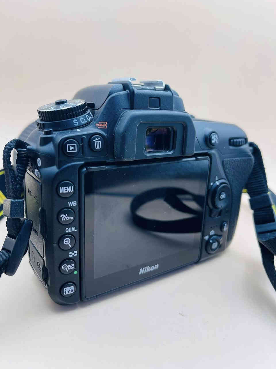 نيكون 7500
عدسة 140.18
شاحنة
بطاريه
حزام كتف
جنطة
شتر 14k
نضافه 100‎%‎
السعر 840الف قفل سعر نهائي
مكاني ناصريه
متوفر توصيل

للتواصل وتساب او تصال ***********
