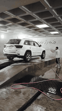 سلام عليكم جيب شيروك مديل 2012    سيارة وارد امريكي كلين كفاله عامه من كلشي ماشيه 137 مكينه 6سرندر مكينه كير كفاله من فتح و من كلشي دوشمه بلادي على وضع شركة تخم تاير جديد وياله حجم 18 رياضي داخل اسود شاشه بلادي قلاب تبريد قطعتين ثلج تدفئة سيارة اخذتها من كردي مال جناي حلوه سيارة و ماشيه سنوية ابسمي شرط تحويل رقم شمالي سليمانية وسونار عندي موجود بيها تكحيل بسيط مبين بل سونار عنواني بغداد رسمية قرب مرور  السعر إتصل وبيك خير و دالل هاذ رقم راعيها مكلف بل نشر لاتصال *********** ملاحظه شعندك مراوس دزالي صوره خاص
