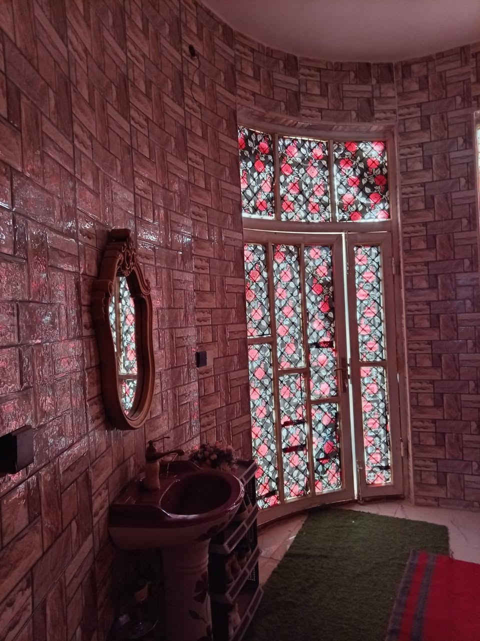 سلام عليكم بيت للبيع بيت جاهز طابوك طابوكه زينه مال القلعه بي 4غرف +صاله +دوانيه +مطبخ  +صحيات دخليه وخارجيه مساحته البيت 700 عله طريق الدوايه البيت بلنصر بحي الرسول ماي اساله البوري جواه مدرسه بصفه.  موجوده واتساب وعله الخط ***********
