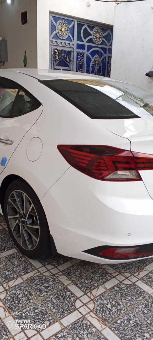 النترا 2020 خليجي رقم ذي قار
كفاله عامه فول مواصفات 
شاشه كبيره 
ماشيه ٨٩
نظام ترحيب
اشاره بالمري 
مري شفط
بصمه تشغيل
بصمة ابواب 
جنطه بصمه
كامرتين خلفي وامامي 
حساس خلفي وامامي 
تحكم استيرن فول
ثلاث انظمه قياده
خمسه ويل كب 
السياره جاهزه للاخير وجديده لارصعات ولا شخوط
ارضيه مغلفه جلد
السعر ١٥٩ $وبيه مجال بسيط 
مكانه الناصريه للاستفسار 
***********
