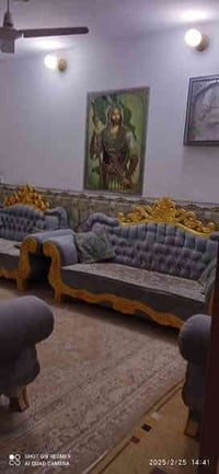 تخم للبيع نظيف مابي ضرر مكان نزلت العيد السعر ب500للاستفسار 0780606336...