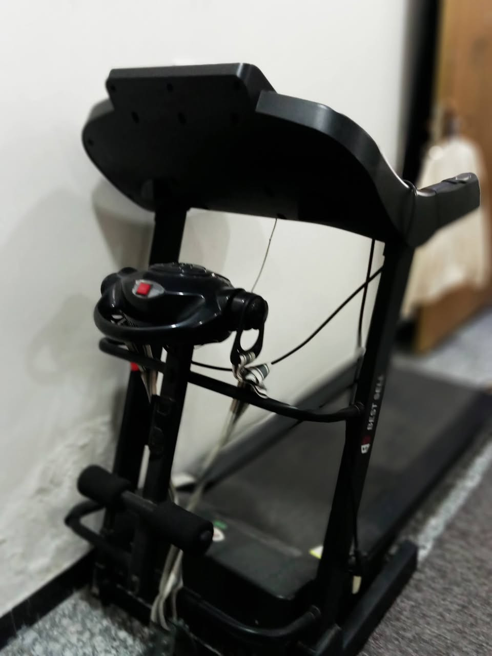 سلام عليكم منرخصت مدير الكروب جهاز جري للبيع بي بس ماطور واكف الجهز نضيف كلش السعر 125 و بي مجال حك الجيه امكان بغداد طالبيه قرب مسبح الصفا الستفسار *********** متواجد واتساب و سيمكارت غير متواجد فيس
