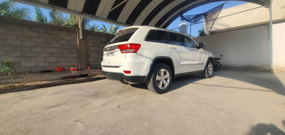 2011 Jeep
جيب 2011امريكي حادثها
جاملغ وبنيد 
سونار مرفق ويه الصور
سياره جاهزه من كير محرك
صدر تبريد سياره حلوه
بلعافيه ع ياخذها
رقم اربيل دولي وكاله تحويل شرط
مكان السياره واسط النعمانيه
السعر 145
هـ***********
