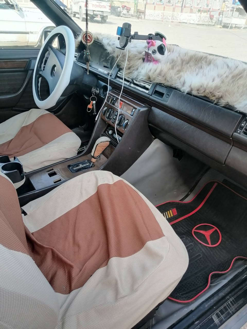 السلام عليكم مارسدس دب 300Eالسيارة مكينة 2500ديلكو وكير كفالة حدايد جديد تواير جديد قواعد بلاد غرفة جديد رقم ديالى انكليزي تريد مداور تريد وكالة راعيهة موجودة شوكت ما تريد يدارولك السنوية ساقطة 2025 السعر 48وببهة مجال ***********
