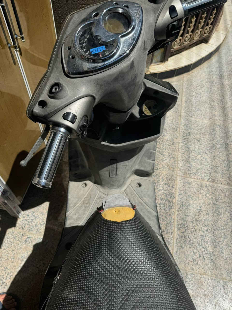 سلام عليكم دراجه البيع مكاني ميسان حي شهداء سعر 950وبيه مجال  تصال عله رقم             ‎0774 417 7477
