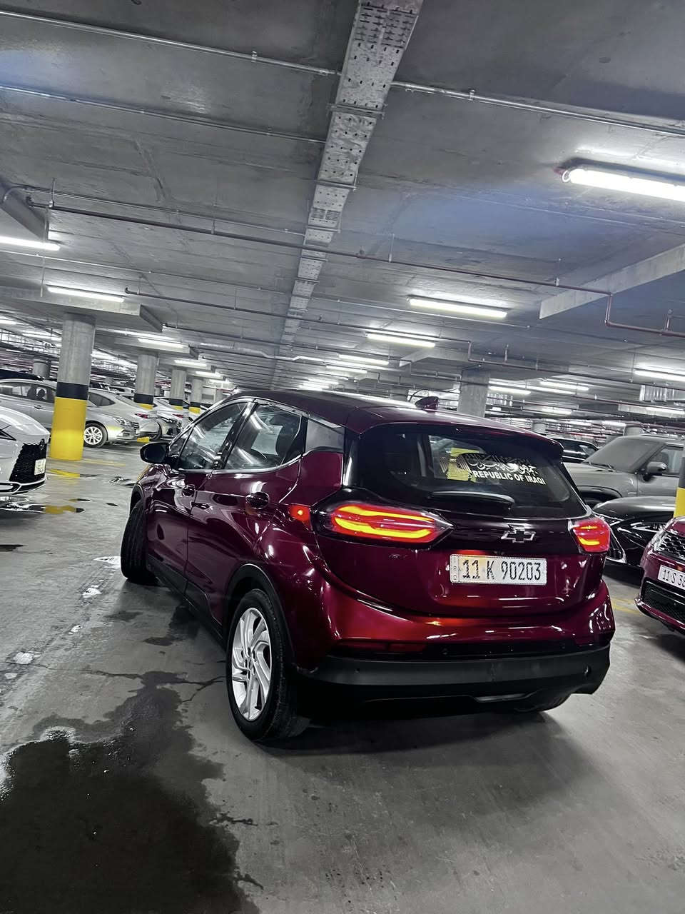 بسبب الوعود الكاذبه  تم تنزيل السعر 98ورقه فقط وماكو هيج سعر شوفرليت BOLT ev 2023
سياره تخبل وراقيه 
حادثه موضح بل صور 
مواصفاته فول 
السياره صار بيه صبغ ربع القماره والجاملغات  والبنيد PDR
ماشيه ١٩٠٠٠
السياره جبيره واسعه قياسه بكد الكيا صول 
مكان السياره بغداد اليرموك او بوابه العراق السعر 98ورقه فقط ***********
***********
