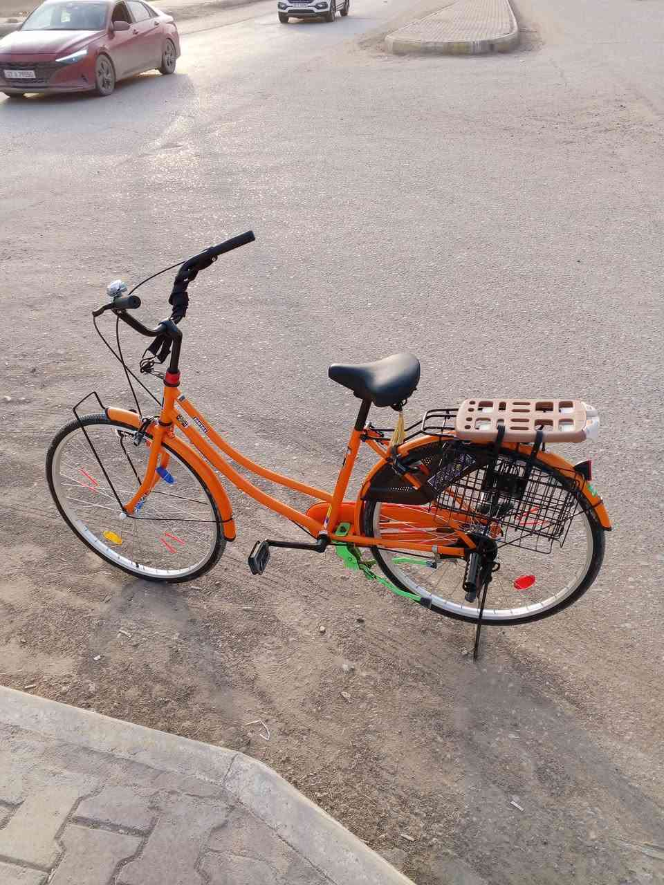 السلام عليكم شباب بايسكل للبيع البايسكل كفاله عامه وكلشي مابي تجي وتشوف لا شخطه و لا هاي المكان ناصريه مركز للستفسار عله الواتساب *********** للستفسار
