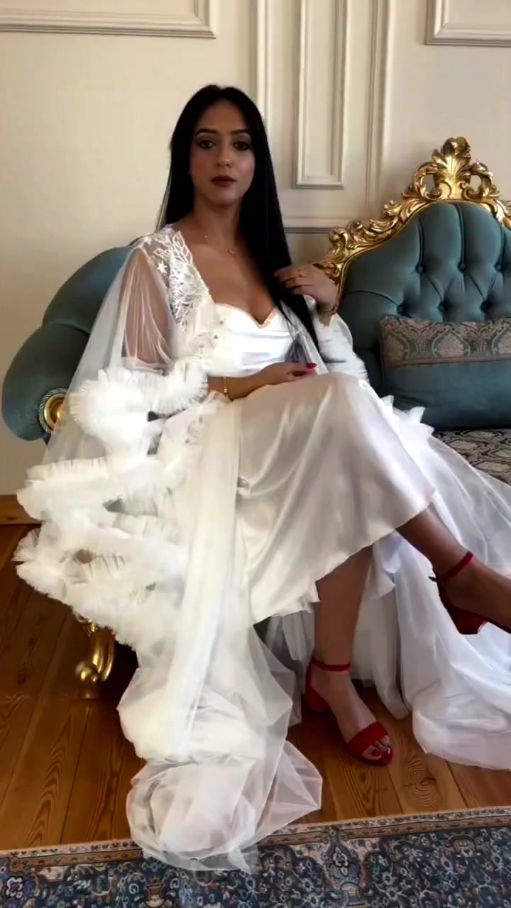 اجمل واشيك الموديلات
موديلات 2026
الانوثة والرقة والجمال #


**إذا كنت صاحب هذا الإعلان وتريد حذفه لأي سبب، رجاءا أرسل رسالة إلى الدعم الفني**