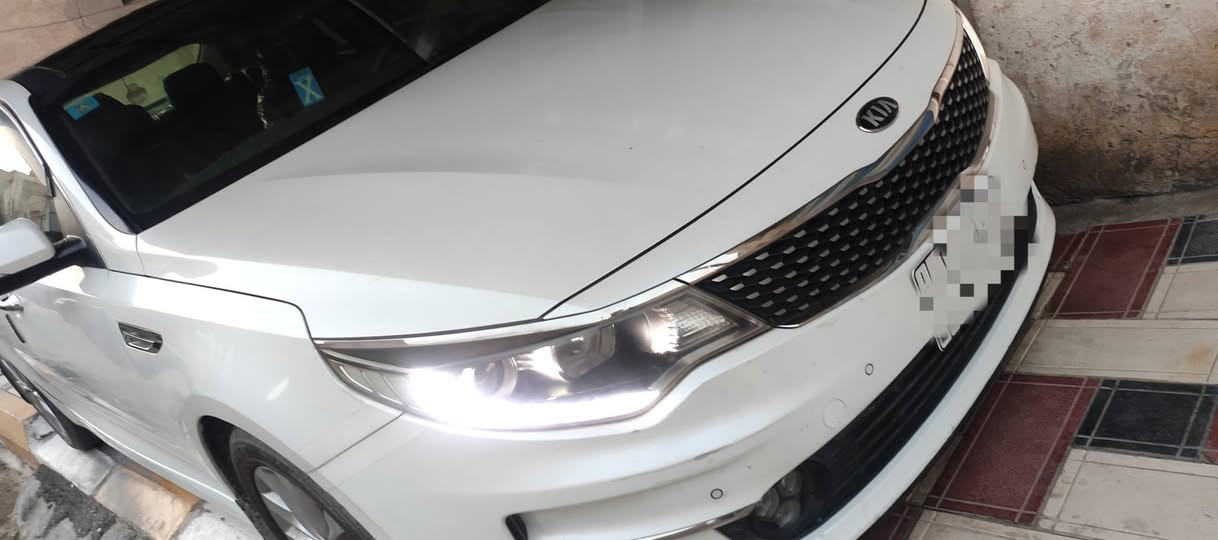 كيا اوبتما خليجي ١٦ 
محرك ٢٤٠٠
ماشيه ٧٩ الف كيلو متر حقيقي 
السياره بيه هواي مواصفات 
السعر ع الخاص *********** واتساب
