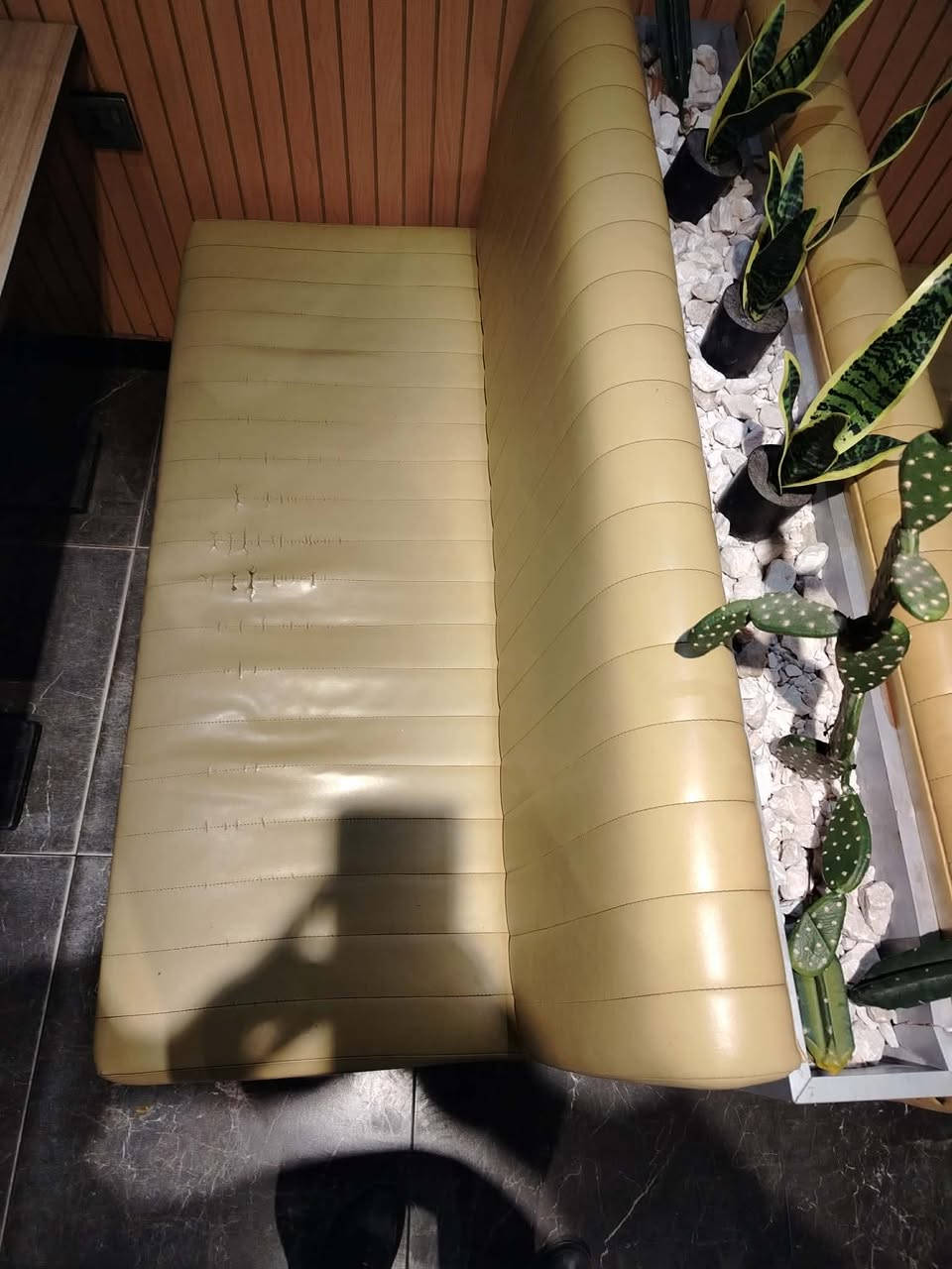 غراض مطعم كلهن جدد البنوك السعر خاص ***********تعالي وتساب
