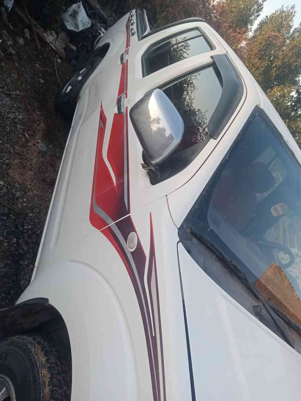 السلام عليكم بيكم نيسان موديل 2008مكفوله مكينه وكير وتبريد خير من الله مكفوله من الصبغ رقم مثنى تحويل ثاني يوم مكان السيارة ميسان العماره
السعر 90 وبيها مجال قليل الاستفسار على الرقم  الاتصال ***********
