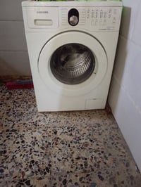 غسالة • ٨ كيلو • نظيف