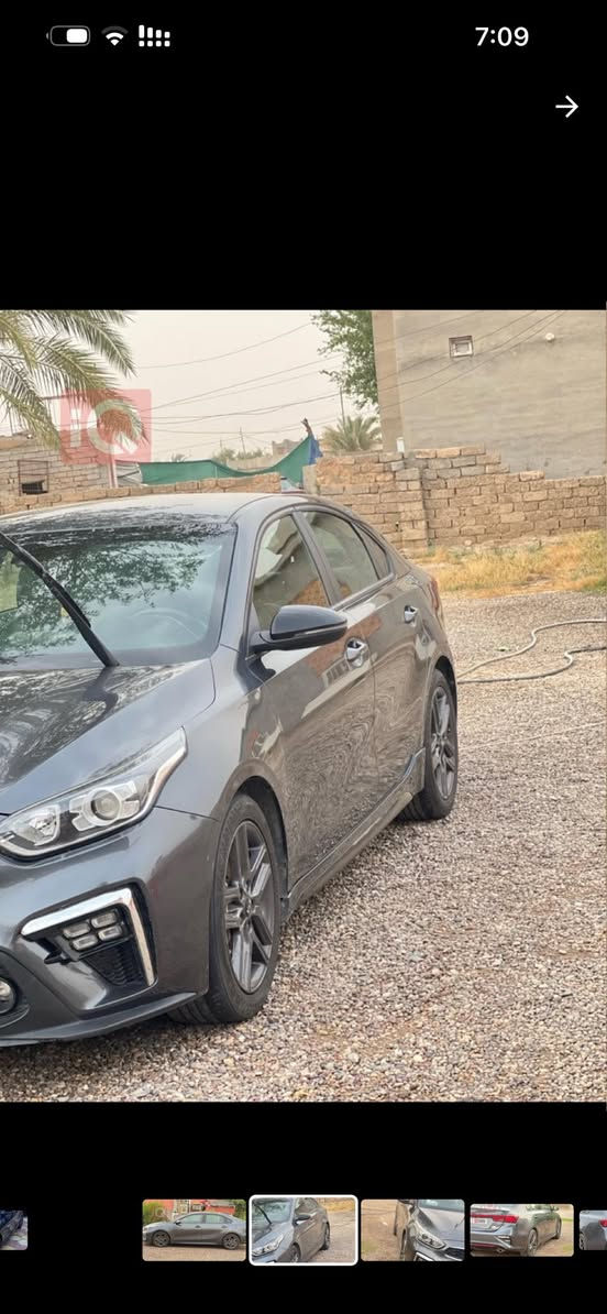 السلام عليكم
كيا فورتي جي تي لاين 

موديل 2021

المواصفات فول GT line

رادار امامي توقف ذاتي + تحديد مسار

رادار جانبي 

بصمة تشغيل مع بصمة ابواب 

كشنات جلد مع بصمة GT lineمع ت

حساسات خلفية للتنبية عند الرجوع  + توقف ذاتي

اضواء ترحيب عند الاقتراب

كروز تثبيت السرعة

ستيرن رياضي حرف (D)

 ثلاث وضعيات قيادة (نورمل + سمارت + سبورت)

+ كامره خلفية 

محرك وكير شرط 

محرك 2000 دوش

ضرر جاملغ وبنيد الصوره موجوده بالمنشور 

السعر 155 وبي مجال 

***********

مصطفى
