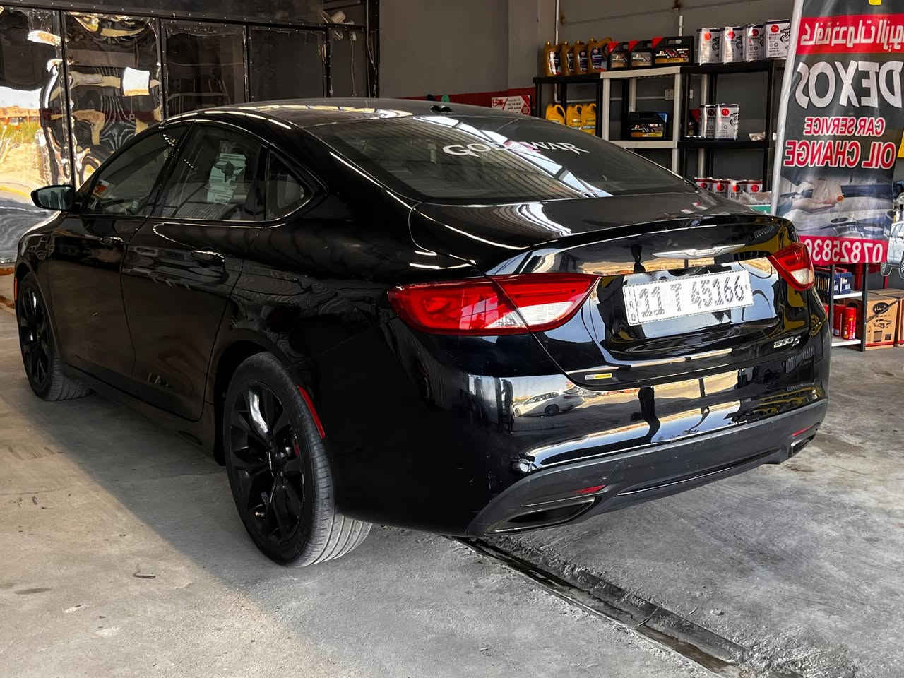 كرايسلر c200 2015   2.4
رقم بغداد باسمي 
حادثه جاملغ و بنيد 
مواصفات S
شفتات تبريد قطعتين شاشة كبيرة دبل اكزوز كشنات جلد و مخمل كشن كهرباء منضومة زنون زرع عدسات 
السيارة عليه ادامة كاملة من تخم تاير باتري حدادية جديدة بس المشط استحق بيه 
منصومة اختراق كاملة 
السعر 112 مع المجال 
للتواصل ***********
