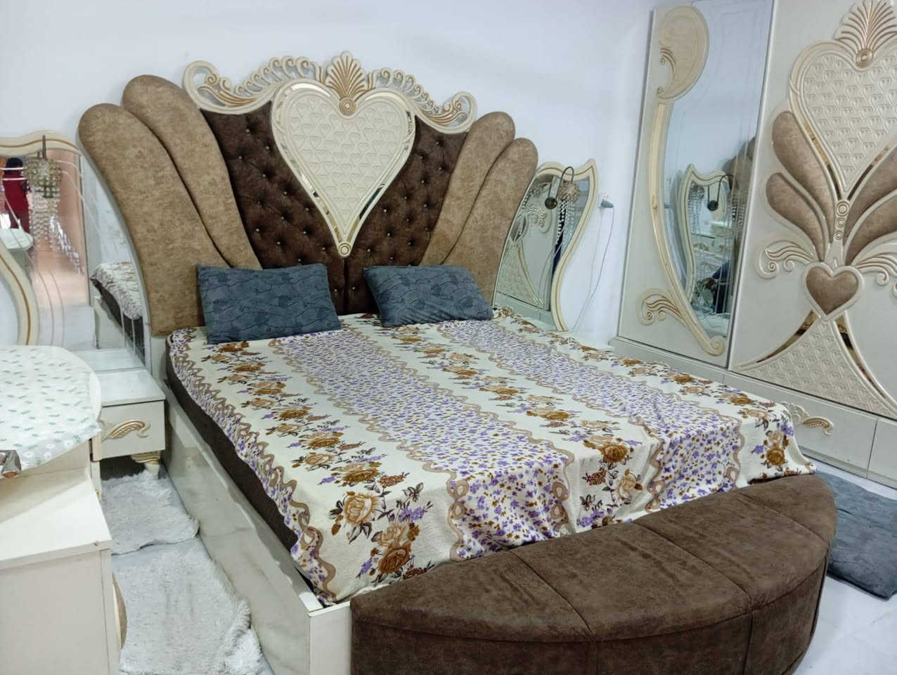 #أعلان ( 2947)

#دار #للبيع  🏠  بناء جديد  تبريد مركزي فول على شارع ٢٠
#نوع_الملك :-  طابو ملك صرف 
#المساحة :- دار  125 متر طابق واحد
 
#الواجه :- دار 25x5 متر
#نوع #العقار :-  بأسم شخص واحد 
#محتويات :- غرفتين نوم استقبال هول +مطبخ او صحيات +داخلي او خارجي
#الموقع :- قادسية ثانيه فرع مصور كودك موقع مميز على شارع ٢٠

#السعر :-  دار  106 مليون بي مجال
للإستفسار 
***********📞 ***********واتساب
نتشرف بزيارتكم ونستقبل كافة عروض التجاريه والسكنيه في كافة مناطق كركوك
