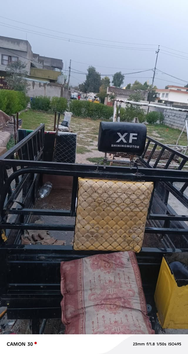 السلام عليكم للبيع 2018 مال شغل جاهزه ما بيها عيب بليته موجوده السعر مناسب جدا 750 وبي مجال شيء قليل حك لجيه بلاش سعرها اللي ياخذها ما يخسر اتصال على الرقم*********** ملاحظه محركها ما مفتوح 22
