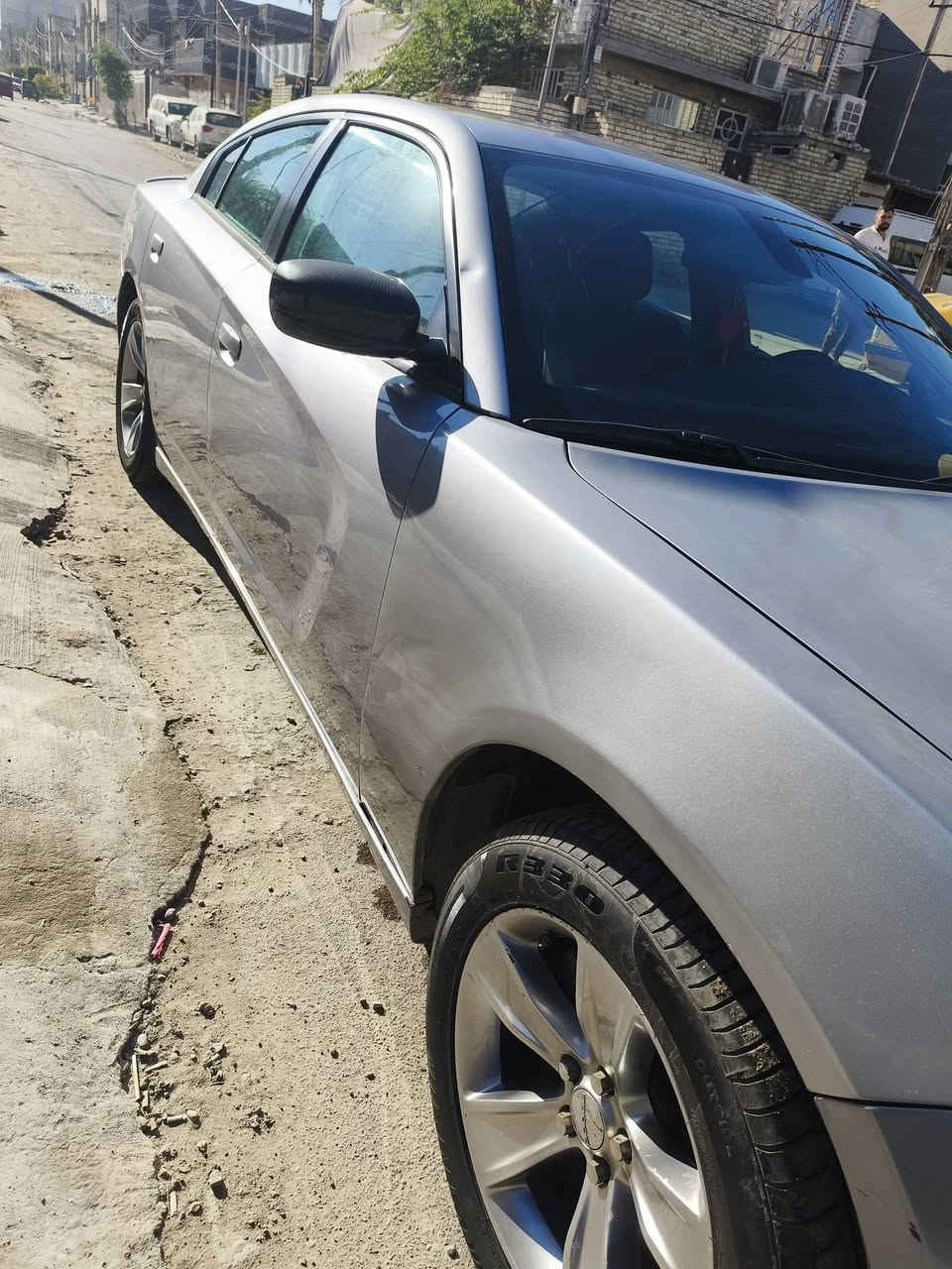 جارجر موديل 2015 بغداد 
‏مكينة والكير بلاد تلث قطع صبغ بدون ايرباك بدون دواخل جاملغ ايمن وبنيد وجاملغ ورة سايق 
‏جواهة تخم تاير جديد
‏ منظومة مي بيدي شادهة من راديتر وتنظيف المنظومة كلهة ومي احمر اصلي 
‏صدر نظيف
‏ باتري جديد
‏ فيتبم جديد
‏سيارة شغل واطلع ما توكفك بطريق 
‏وهاي صورهة سيارة كدامكم 
‏عارضهة ب 158 وبيهة مجال بسيط 
اتصال 
***********
