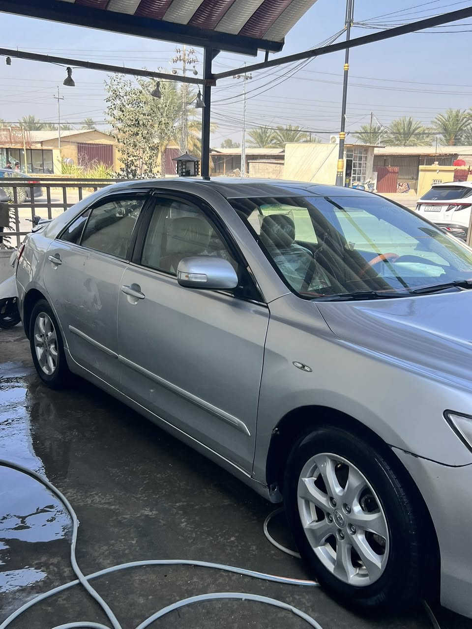 السلام عليكم 
كامري خليجي فئة Glx 
مصبوغه 
حداديه 100%
كير مكفول 
شواصي ولغود مكفوله من الكص والتعمير 
مكينه بيها خيط بخار 
تايرات جدد 
ما بيها كل نقص 
السعر 70 بيها مجال قليل 
كربلاء الحسينيه 
***********
