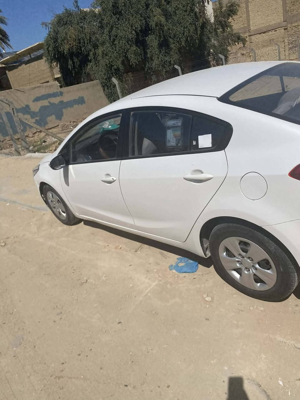 سلام عليكم سيراتو مديل 2017خليجي مكفوله ماعده بارد بل جنطه عله كد شبر محرك 1600 مكانها نجف سعر 133مع المجال البسيط  الاستفسار الاتصال عله الرقم ***********
