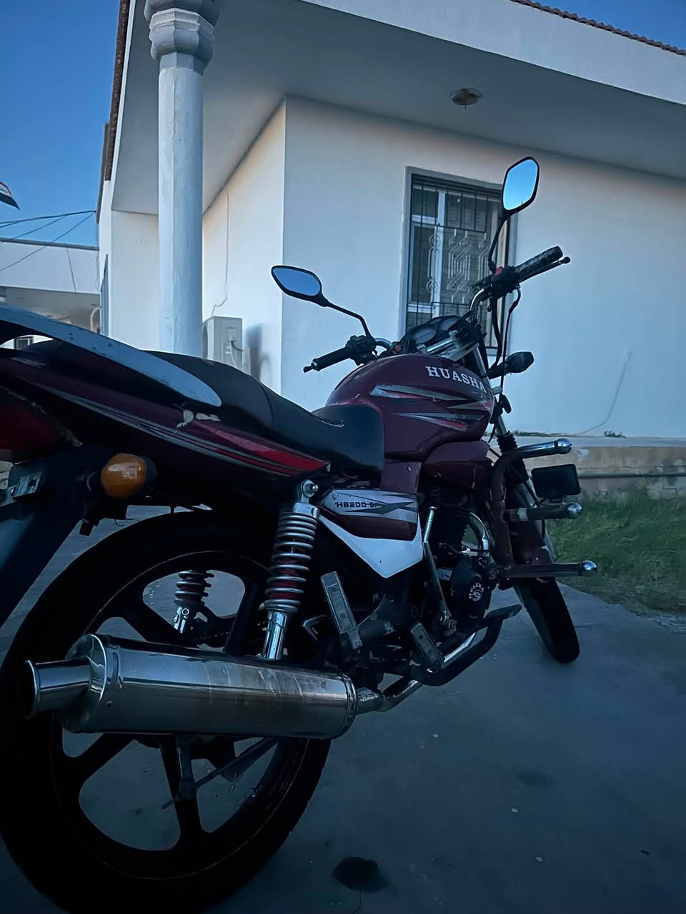 يالله
للبيع هيوشة 2018 محرك 200 cc
محرك شرط لا تبخير ولا تنقيص ولا صوت 
مجفت البارحة كلها شغالة اشاير 
عالي ناصي سلف هندر دبلات نظاف  
السعر 500 وبيها مجال حك الجية
رقم ***********
