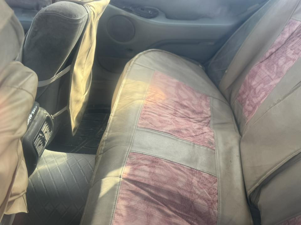 سلام عليكم سياره تيوته ارستو البيع موديل٩٣ رقم بصره *********** الستفار السعر٢٢مستعجل
