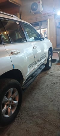 برادو مديل 2012 رقم بغداد فول مواصفات بيها شخط بلباب مكانها بغداد الجد...