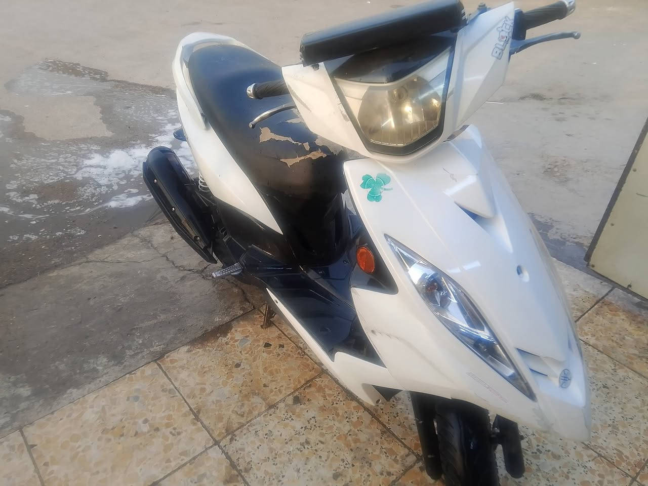 سلام عليكم دراجه جي تي ار دراجه مكفوله كڤر اصلي ومكينه حجر اكفلك كلشي بيهه نازله من رمبه صارلهه اقل ال 6 اشهر أوراق كامله والدراجه كامله مكمله دهن كله امزويل وبانزين محسن السعر 900 وبيهه مجال بسيط والموشراي ليتعبني لتواصل ع رقم فقط ***********
