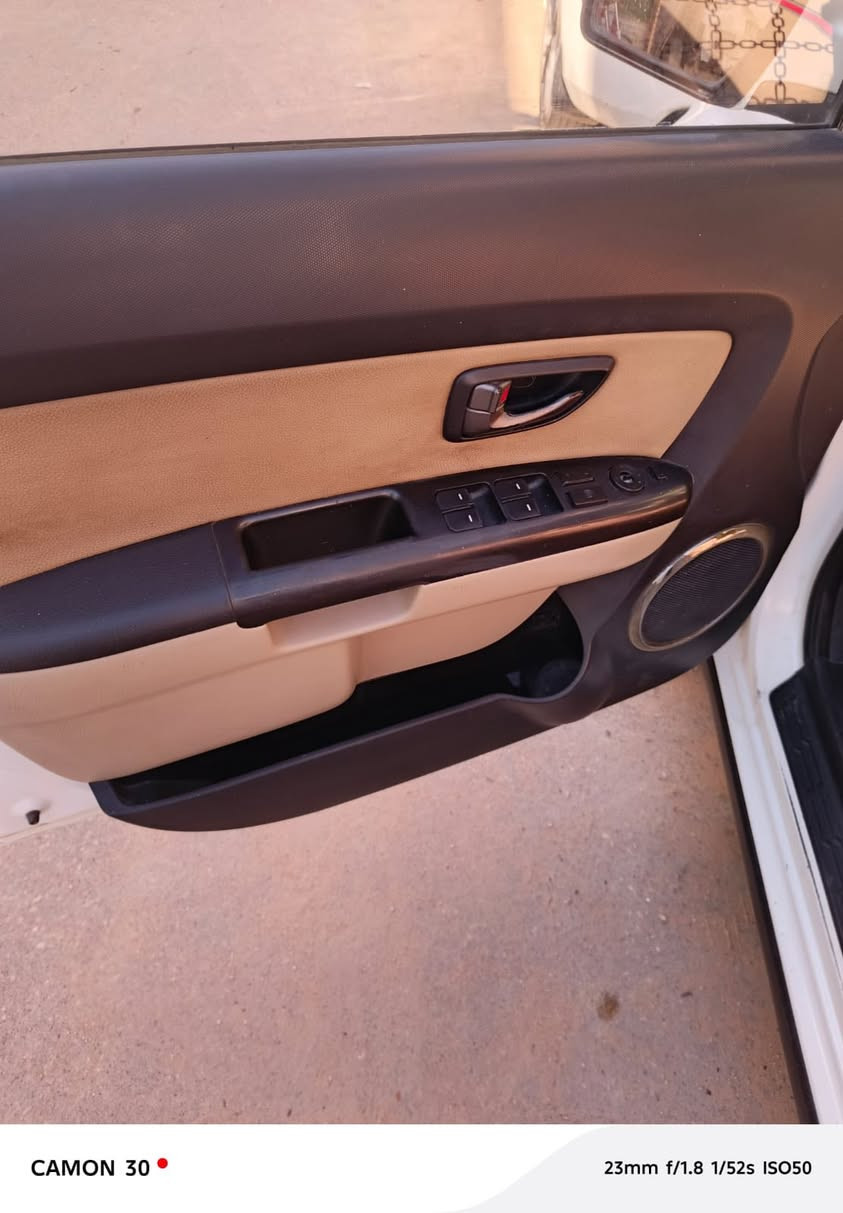 السلام عليكم كيا صول وارد خليجي نضييفه موديل ١٢سنويه لل٢٨كير ومكينه مكفولات اقتصاديه ب اسمنا ضربه خفيفه ب جنطه وصبغ حزام للجماليه بدون ضربه مو حزام كامل بس اني اعتبرهه حزام***********
