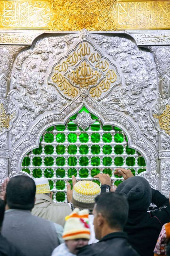 تعلن حملة الرياحين عن تيسير رحلاتها لزيارة العتبات المقدسة 🕌 . 
انظموا إلينا في اروح رحلة روحانية وترفيهية مع حملة الرياحين للحج والعمرة وزيارة العتبات المقدسة 
موعد الإنطلاق 2026/2/1 / 13 شعبان يوم الاحد الساعة 10 ليلاً. 
مدة الرحلة 3 ايام ب2 ليالي ✨ 
السعر 16 الف سارعوا بالحجز 
___________________________________
( احياء ليلة ولادة الإمام المهدي عليه السلام)
___________________________________
اليوم الاول/ زيارة شريفة بنت الحسن ومرقد الامام الحسين وأخيه  العباس عليهما السلام والمبيت في كربلاء المقدسة 🕌 
اليوم الثاني/ جولات ترفيهيه تشمل مدينة النوارس وزيارة مرقد الحر الرياحي وأسواق كربلاء  وأماكن سياحية والمبيت في كربلاء المقدسة 🕌 
اليوم الثالث/ زيارة الامام علي عليه السلام ومقبرة وادي السلام وأماكن دينية وسياحية ومن ثم العودة إلى ذي قار الحبيبة متمنين لكم رحلة سعيدة 
يشمل البرنامج :
باصات حديثة vip 🚎
وجبة إفطار صباحية🥯🍞 2
ضيافة على طول الطريق ☕
🌐العنوان الناصرية الإدارة المحلية مقابل دائرة الحراسات شركة ثمرة ذي قار للسفر .
المتعهد منتظر الفرطوسي 
للحجز والاستفسار الاتصال 📞 ***********
