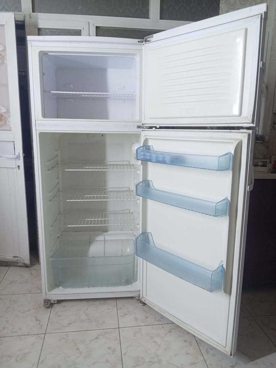 اغراض للبيع تواصل واتساب ***********
 مع ارسال صورة الغرض المطلوب
مااااتواجد تعليقات
