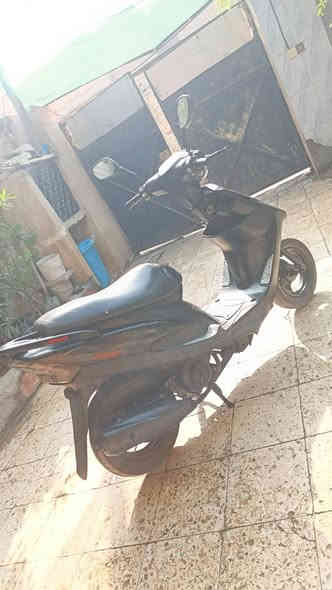 سلام عليكم ماكس عدلة مختمة للبيع نضيفة مكان بغداد الكمالية السعر 500 بيها مجال الهاتف ***********
