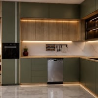 تصميم مطابخ حديثة بطريقة مميزة لطلب التصاميم عل خاص او على الارقام  07...