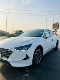 سوناتا خليجي موديل ٢٠٢٣ رقم بغداد لون ابيض فول مواصفات  ومواصفاتهة معر...