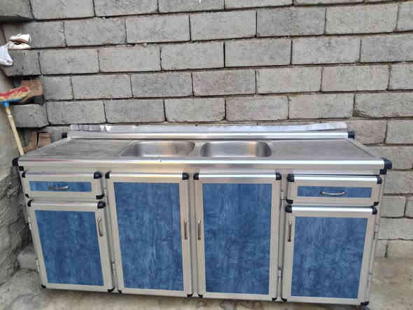 كاونتر للبيع المنيوم حديد صافي جديد والسعر90وبي مجال التواصل مع *********** او التواصل معي على خاص
