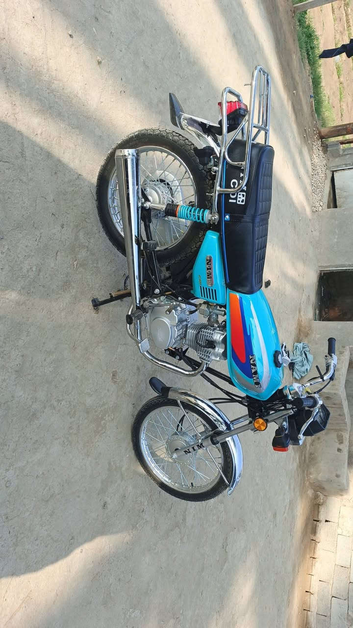 السلام عليكم موديل 26 مكان الحمزه الغربي الحوالي خكان السعر 700و30×××***********××***********
