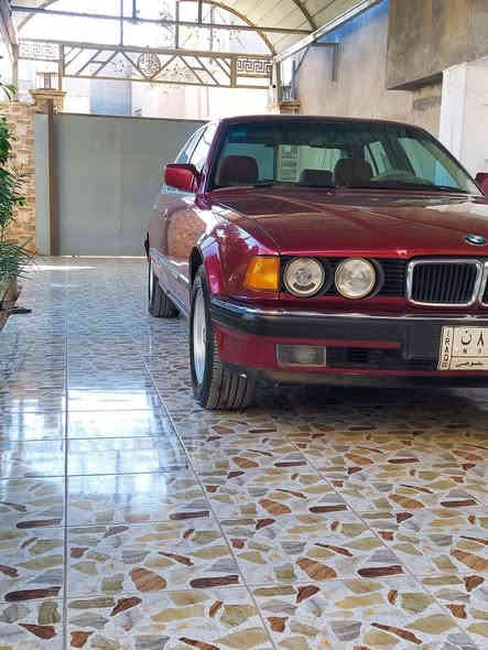 للبيع سياره بي ام موديل ١٩٩١ محرك 735 كير اوتماتيك تنتة سقف دبل چكمجه  نفاظه سلايد جام اوتو رباعي ٥ بردات داخل رصاصي غرفه جلد طبي كشنات كهرباء صاج ملكي ويل خليه تخم تاير لونها دم الغزال رقم بغداد سنوية باسمي مصبوغه عام للجماليه محرك كير صدر امامي خلفي مكفول سياره نظيفه منفوظه نفظ مكانها الرمادي تواصل واتس اب ***********
سعرها 75ورقه والشراي يتفاوض عالخاص وبالخدمه
