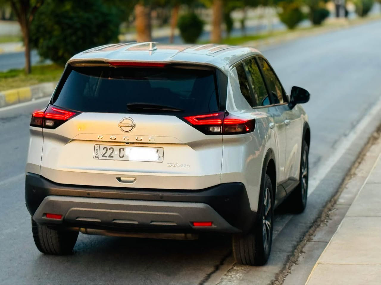 NISSAN ROUGE SV AWD 2022 ***********
بدون صبغ بدون تعديل سيارة فول عدا بنوراما قياس ويل 18 كشنات كهرباي مرايات رادار جانبي لايتات ليد زينون بلادي  بيها (5)مود محرك (3) تيربو  سيارة سنوية و هزة كلها جديد مابيها اي نقص تحويل نفس اليوم سيارة ب اسمي 5N1BT3BB1NC698118
سعر (158) و مجال بسيط

نیسان رووگ ٢٠٢٢ SV AWD
بێ بۆیاخ بێساردەکوت بێشوخت بێ ئێرباگ
مواسەفات sv دەبل ئەکسلە فوول بێسلاید
ویل قیاس ١٨
هەموو شتێکی نوێیە هیچ مەسرەفێکی تیا نییە
کوشین کارەبای رادار هەرجوار لا 
٥ مۆدی لێخورینی هەیە
٣ پستنی تۆربۆیە 
سەیارەکە لە رەسمەکان جوانترە
رەقەم شانسی 5N1BT3BB1NC698118
سعر(158) مەجالێکی کەم
*********** كويسينجاك, أربيل
