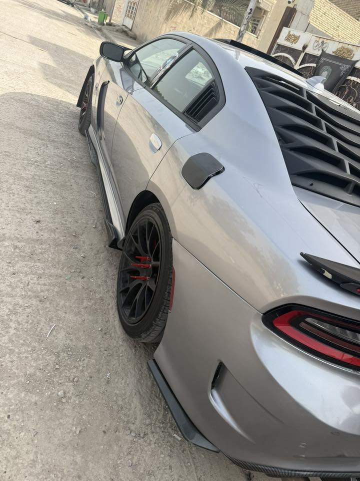 5700 2018
srt محدثه
حادثه بنيد وجاملغ وجاملغ الثاني بس صبغ بدون دواخل
رقم بابل
السيارة كامله بدون نقص
***********
