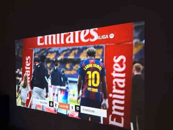 عرض البلاك فرايدي (BIack Friday) بلش ويانه 😍😍
منفذ عدد 2 HDMI /منفذ عدد 2 فلاش / منفذ AV / منفذ عدد 2 USB / يربط ستلايت / يربط بلي / تكدر تنزل عليه من طريق الفلاش / ينطي حت 4 متر عرض 

المعرف لا يعرف

للافلام والمباريات والتجربه السينمائية شي تحفه

ضمان 10 ايام اي خلل يتم الاستبدال

توفر  TOPTRO X7 

من افضل اجهزة الداتا شو  بسعر مناسب 

دقه 1080 تدعم 4k

600ansi lumen

سمارت نضام الاندرويد يوتيوب وبرامج 

تدعم اوتو فوكس تلقائي 

تدعم الغة العربية 

يربط على الموبايل 

يعمل على الكهرباء 

عمر العدسة 50000 ساعه

صوره تصل بمساحة 300 انج

مع خاصيه تكبير تصغير الصورة حسب احتياجك من المساحه

جديد اوبن بوكس 

للحجز عبر الخاص

***********
