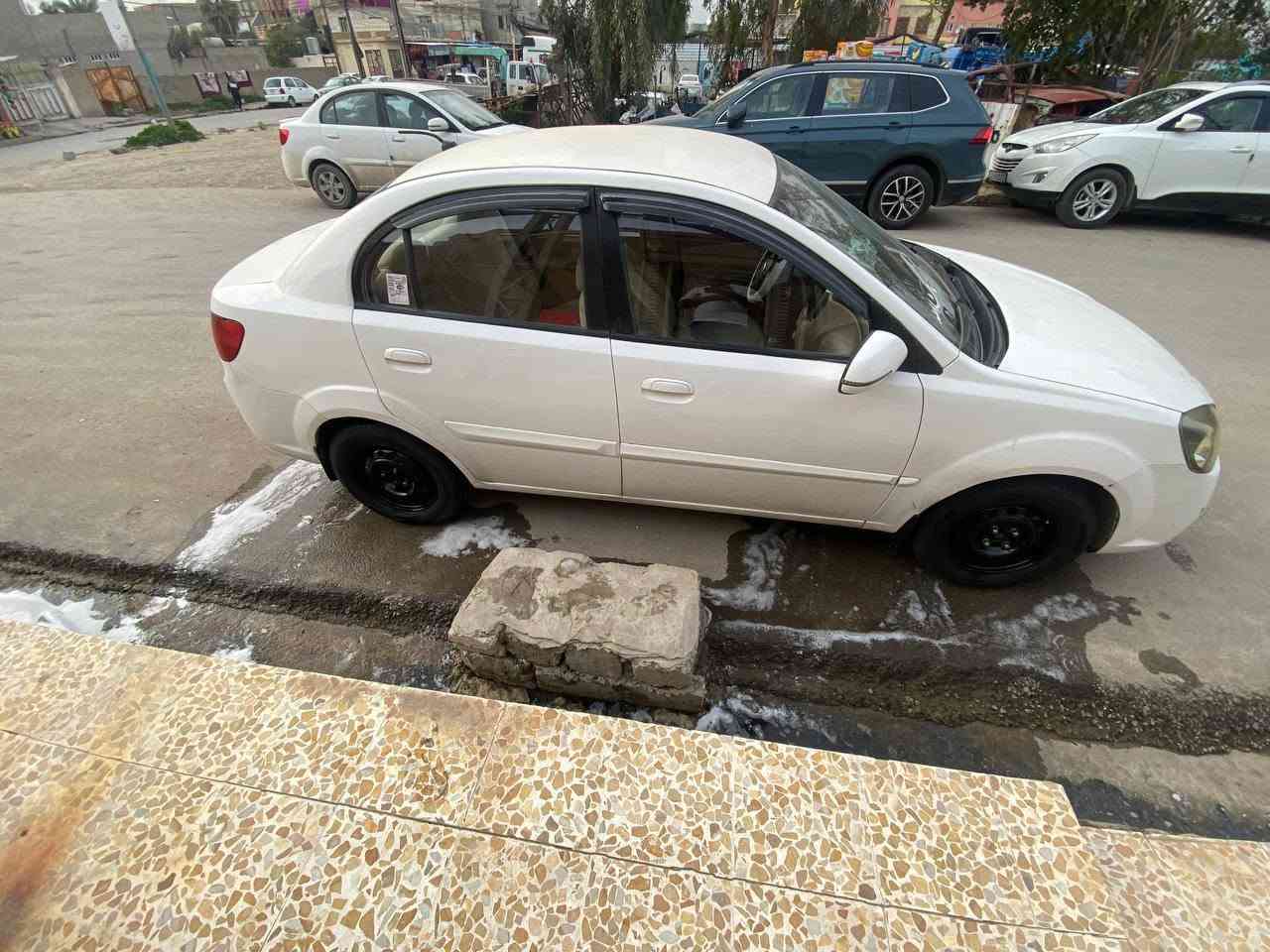 سلام عليكم كي ريو للبيع
موديل 2011

لكلبه ولا شي شرط بس مصبوغه عام 

كير ومحرك شرط 

داخل لونين تحكمات ستيرن 

غرمات صفر هزه جديده رقم اربيل

سيارت حلوة مال بيت 

شرط التحويل 

مكان سيارت موصل جانب الايمن حي الرساله 

اسياء ***********

طخم تاير جديد

مراوس بتكسي انتره اكسن دبدوب رقم نينوى انطي فرق بس نضيفه

