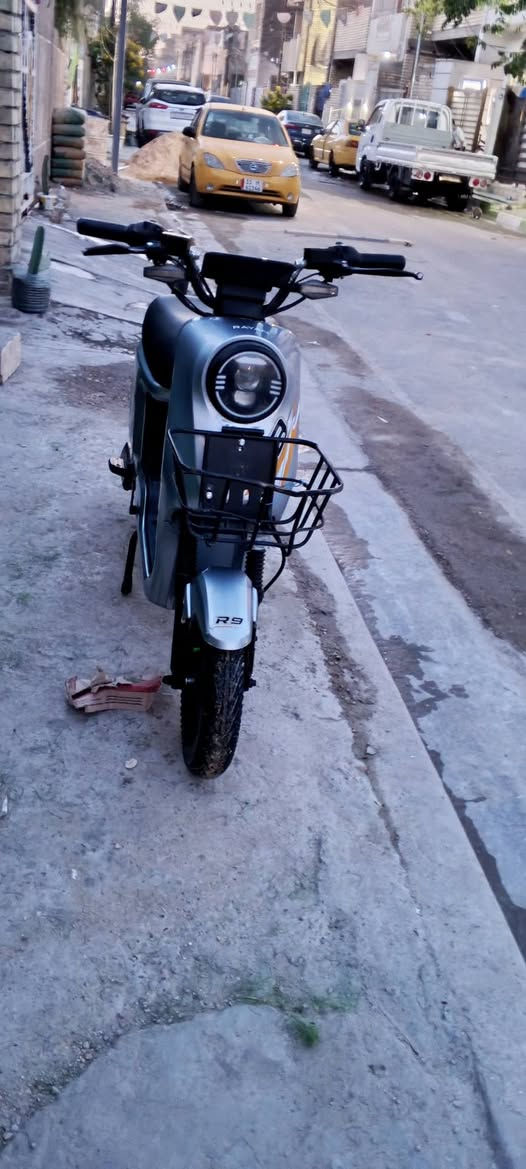 سلام عليكم درجة نوع ار 9 ريان بطاريات كبار و جدد البارحه شديتهن بعدهن بچيس درجه موديل2025 و عندي اوراق مالته امانه الله دراجه نضيفه نقصه بس فچ خلفي السعر خاص عل الماسنجر ملاحظة 🚫تايرات جدد قبل فتره شديتهن دراجه تاخذ ربع دينار ما ذب عليه و بيه نقوصات خفيفة


**إذا كنت صاحب هذا الإعلان وتريد حذفه لأي سبب، رجاءا أرسل رسالة إلى الدعم الفني**