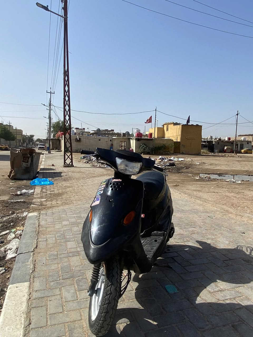 سلام عليكم دراجه تعسه زروف كامله من كلشي فقط ثلاث نقص سلف وكلج خلفي اطيك بس شده وبنز بريك اطيك هم بس شده دراجه شعله مكنيه ناعمه كهربائيات كامله السعر ٣٢٥بيه مجال حك جيه *********** رقمي مكاني بصره نواب ضباط
