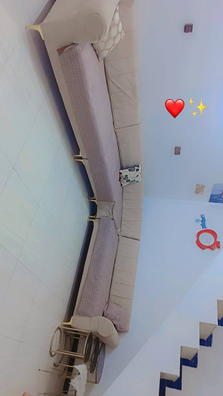 السلام عليكم غراض بيت للبيع
طباخ شغال على فحص 130
براد حار بارد 30
فرشه عرس 50
بنكه15 
بوفيه60 
غساله حجم كبير 130 
كونر 9 مقاعد 140 
صحن واير مع المبي10 
مبرده حجم واحد ونص 50
مكاني سبع البور تجي تفحص وتأخذ


**إذا كنت صاحب هذا الإعلان وتريد حذفه لأي سبب، رجاءا أرسل رسالة إلى الدعم الفني**